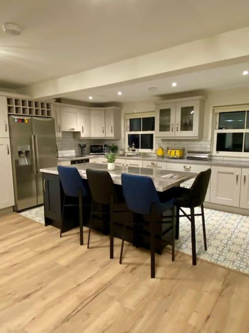 Modern Family Home Castleisland Εξωτερικό φωτογραφία