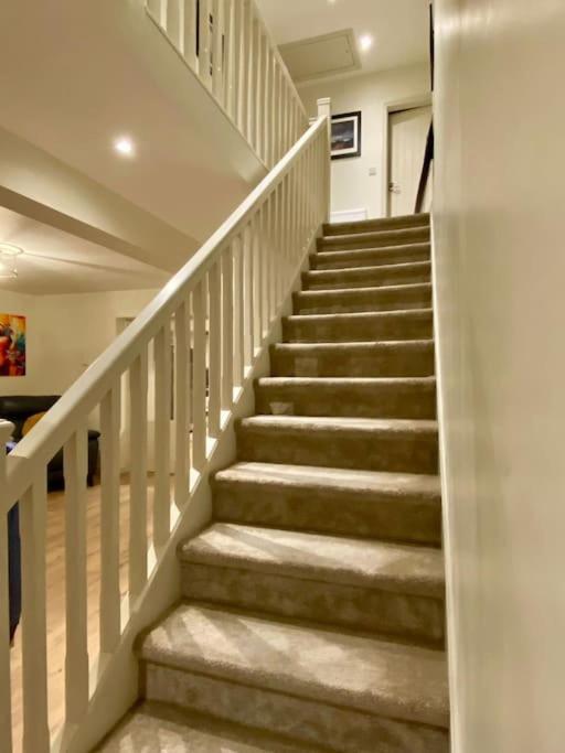 Modern Family Home Castleisland Εξωτερικό φωτογραφία